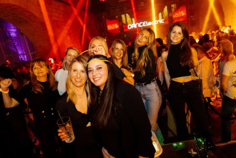 Culture Club Revelin - Glow - 13.05.