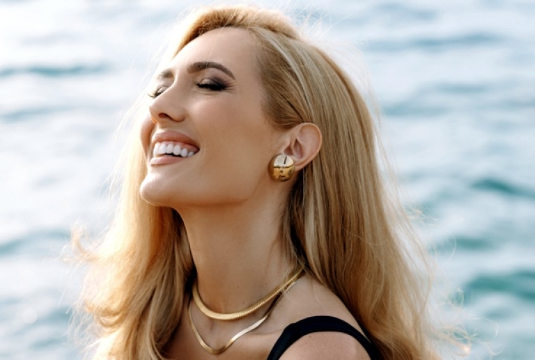Ivana Mišerić udružila snage s omiljenim brendom nakita: 'Manifesto' by Karat Jewelry