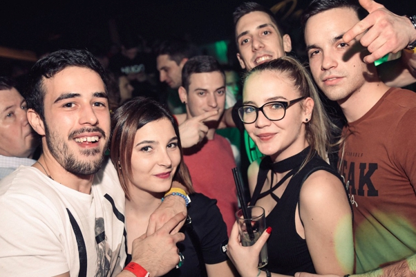 opera2112191