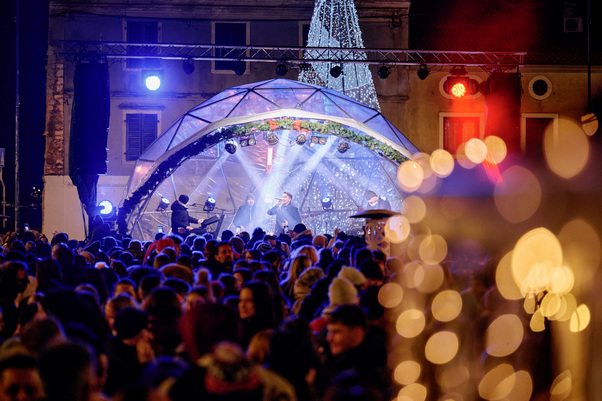 Umag - Doček Nove godine: Jole - 31.12.